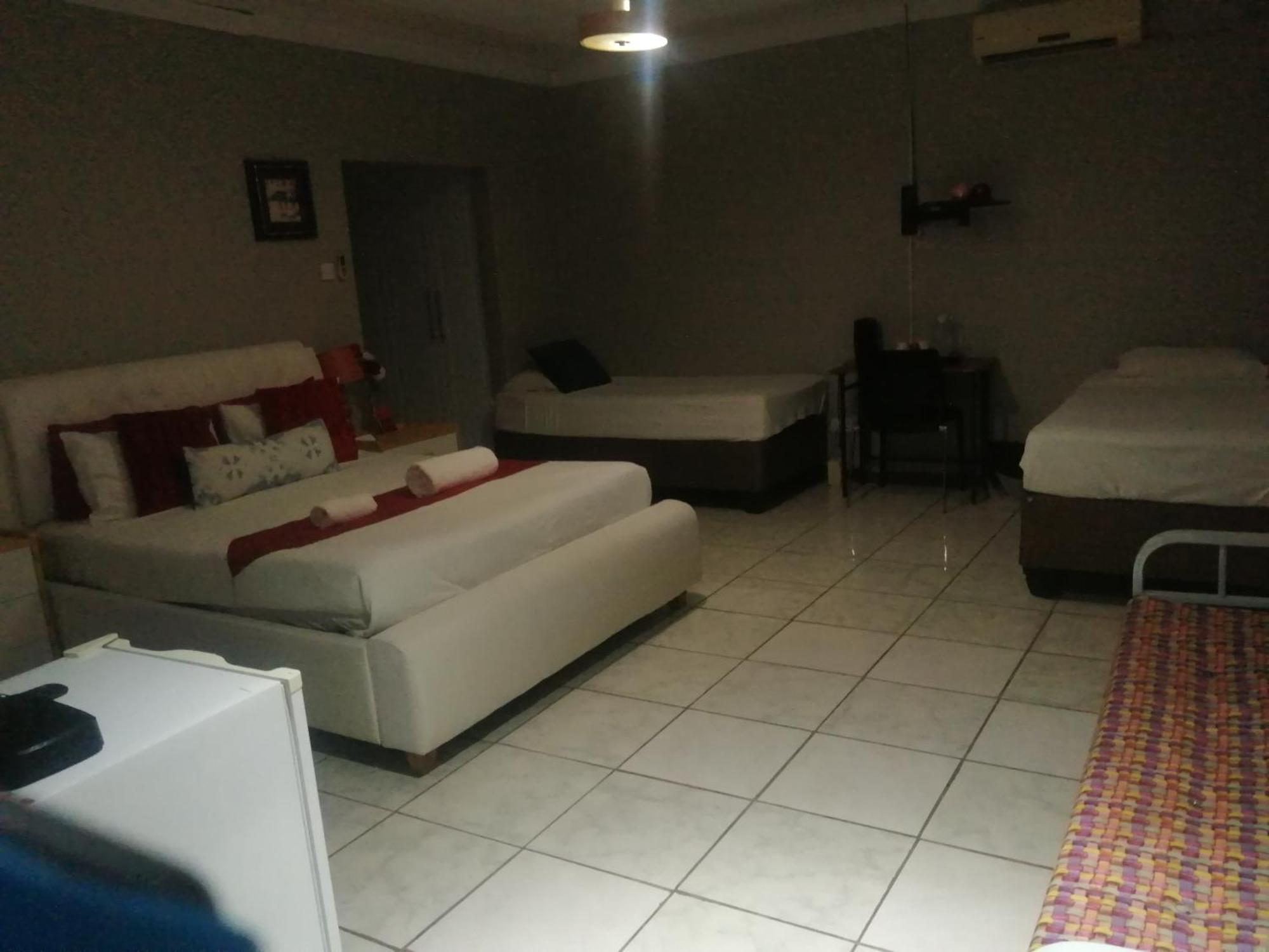 Tintech Bed & Breakfast Francistown Eksteriør billede