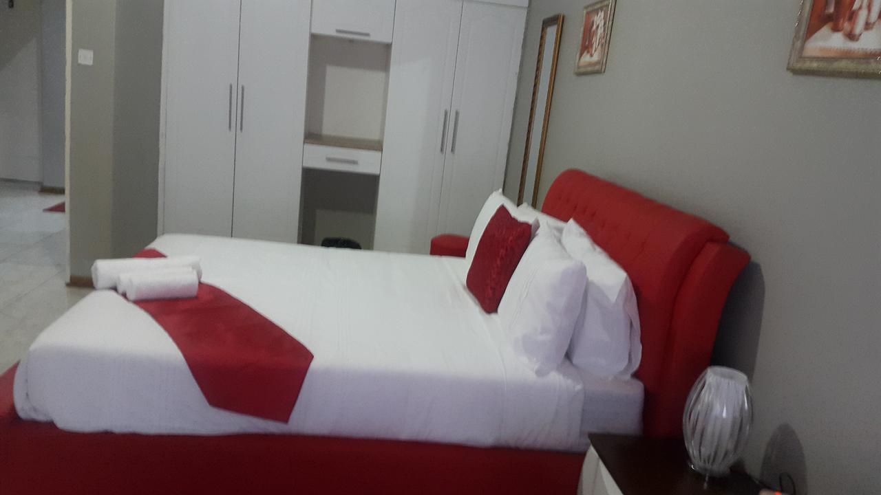 Tintech Bed & Breakfast Francistown Eksteriør billede